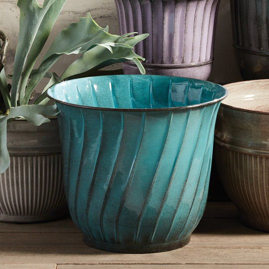 Fresh Finds for a Light, Breezy Home