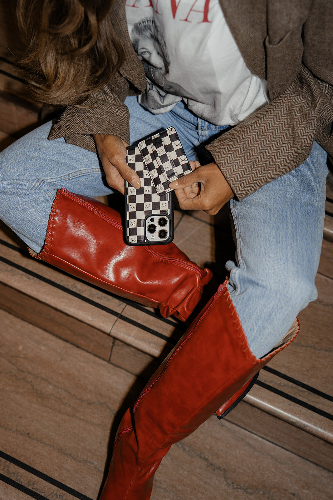 Bow Noir Magnetic Case and Wallet