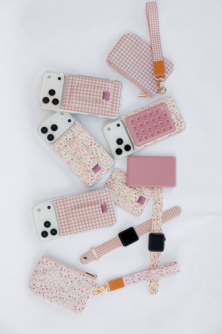Blushing Gingham Magnetic Case