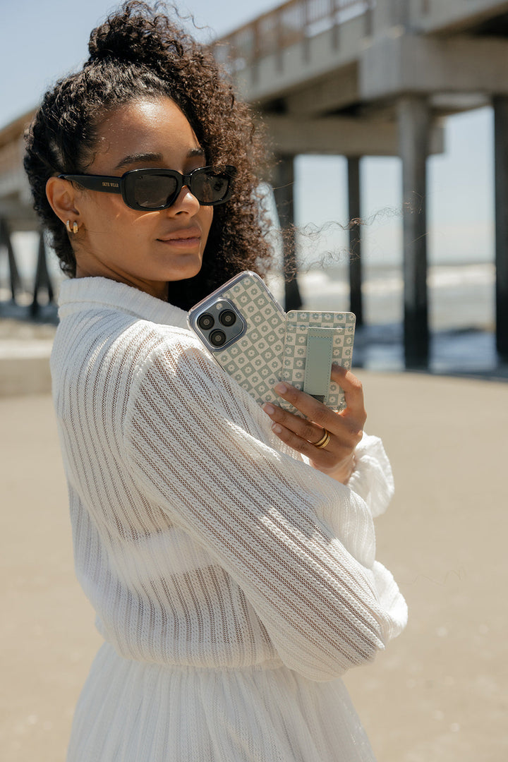 Blooming Check Magnetic Case and Wallet