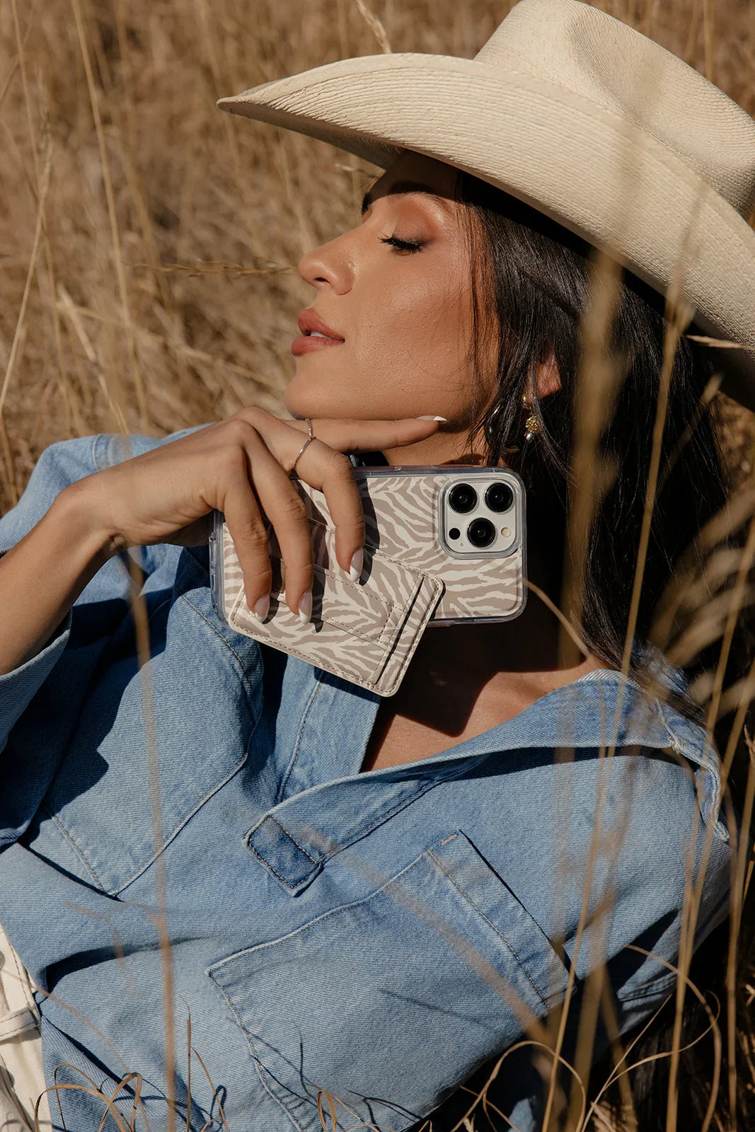 Safari Stripes Magnetic Wallet