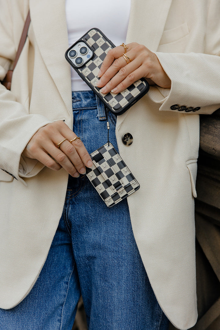 Bow Noir Magnetic Case and Wallet