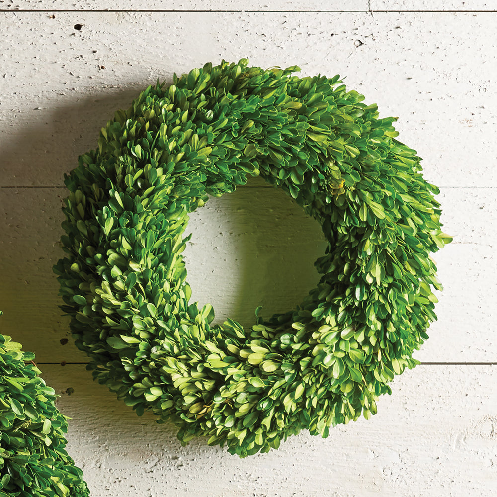 BOXWOOD WREATH 16"