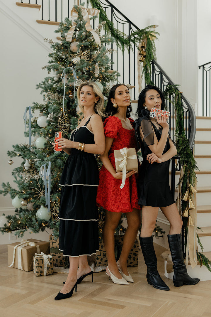 Red Radiance in Gold