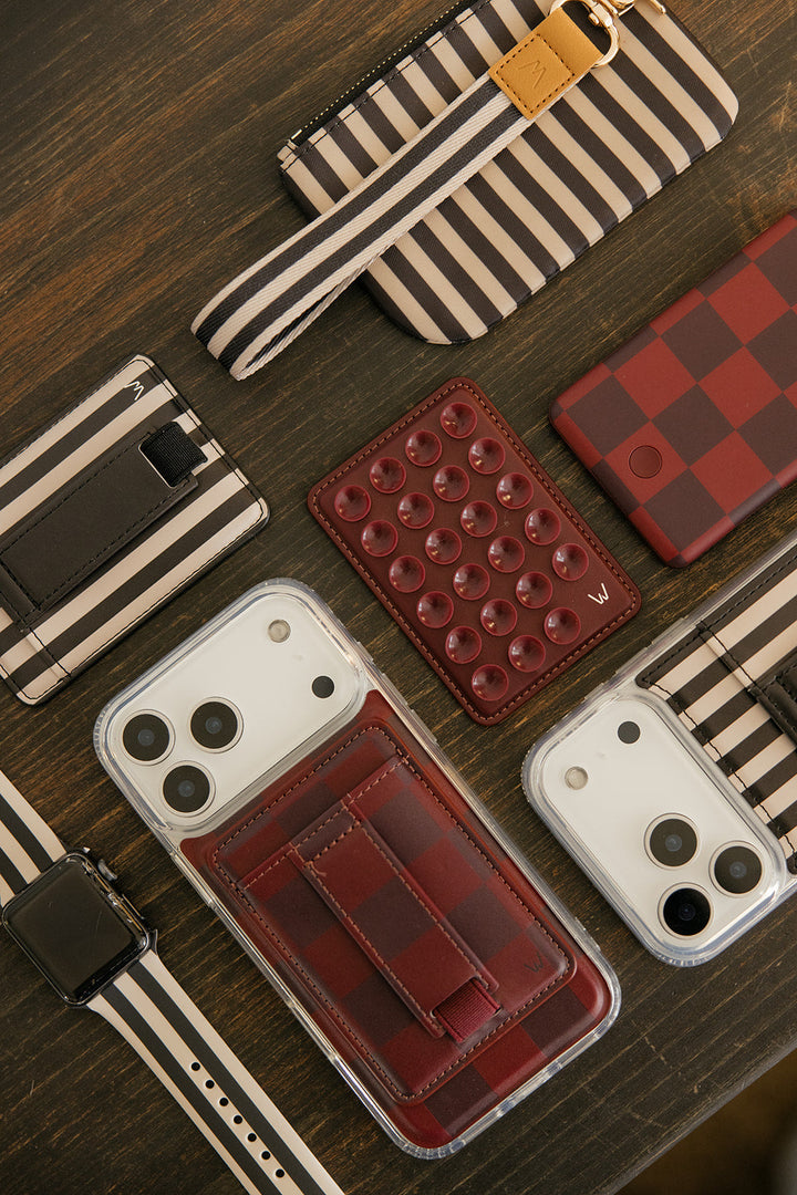 Cozy Check Magnetic Case