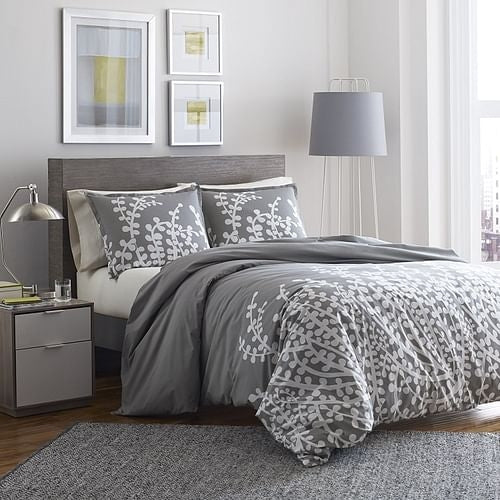 Full / Queen 100-percent Cotton Comforter Set with Grey White Floral
