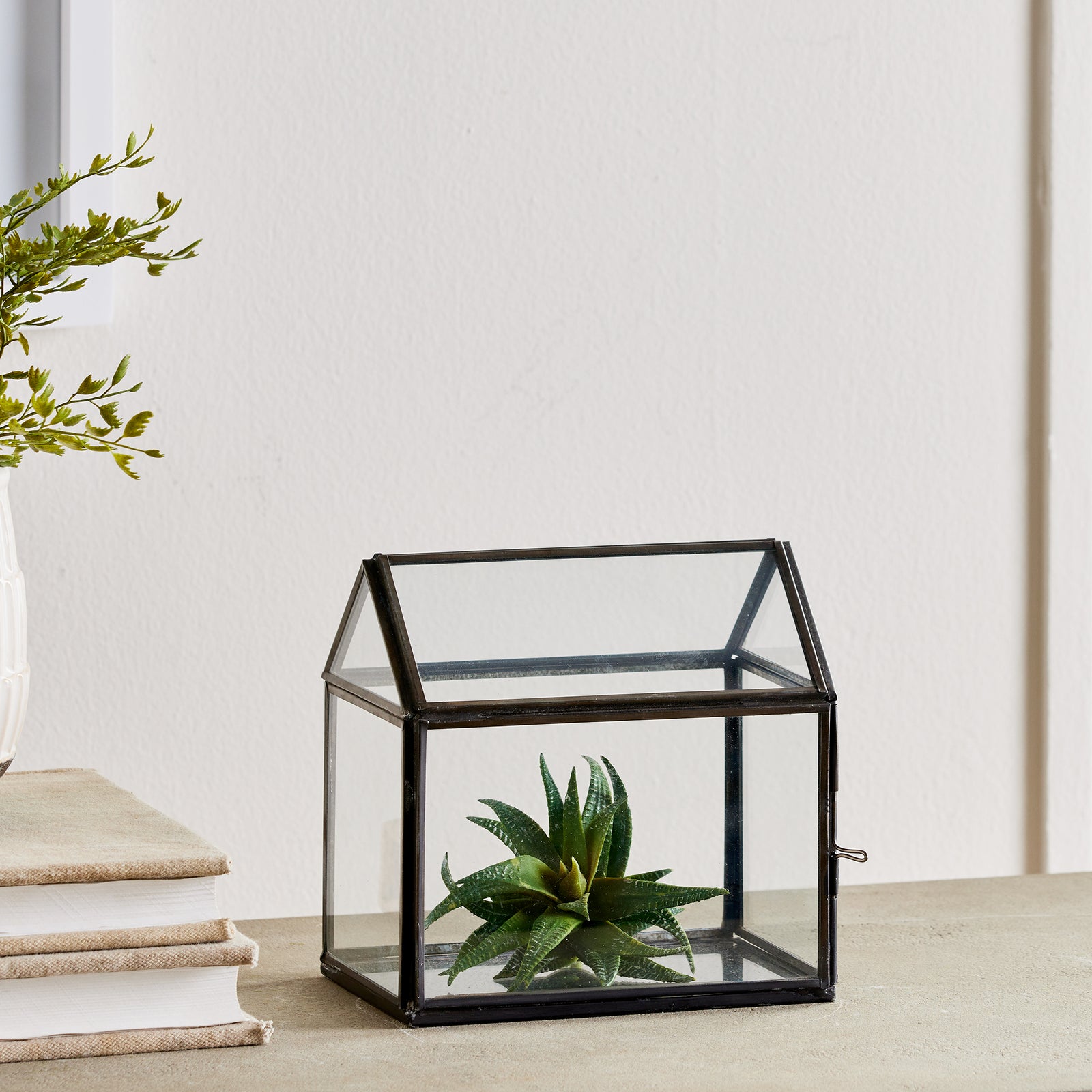 COTTAGE TERRARIUM SMALL
