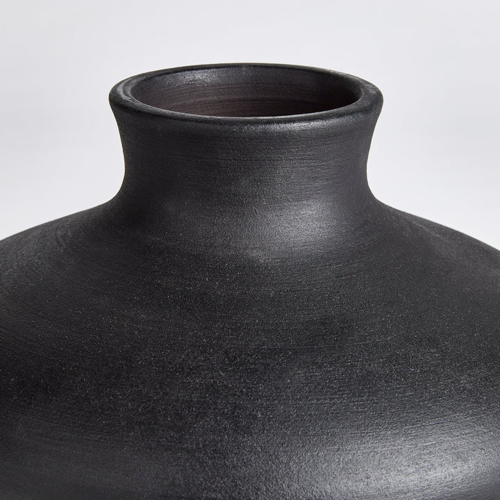 FIORELLA VASE SMALL - Textured Black