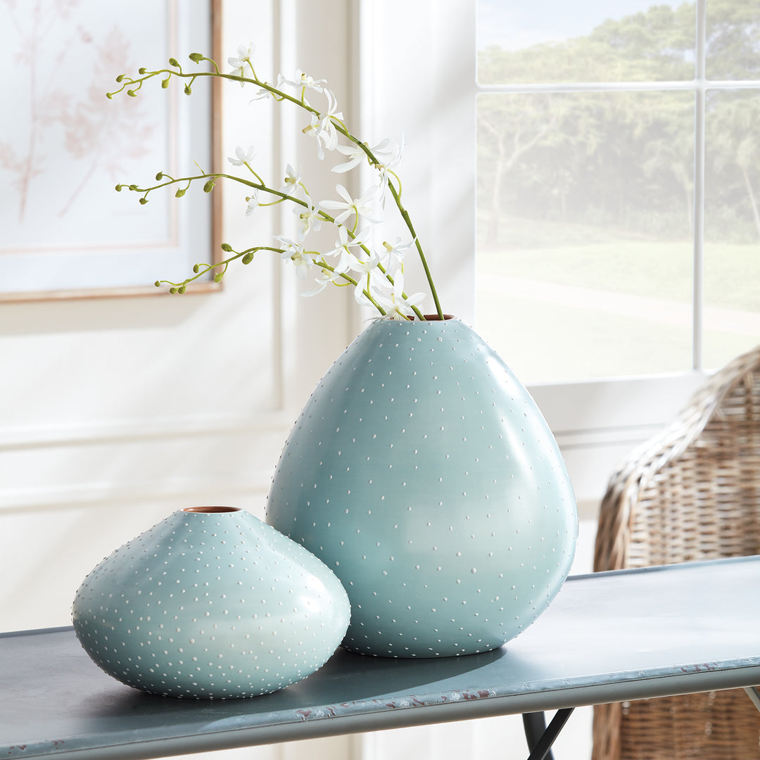 KEYLA VASE MEDIUM - Light Blue / White