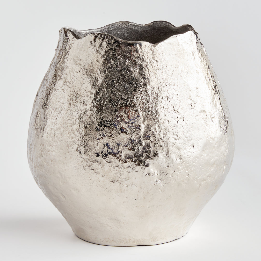 Harlin Short Vase, Silver