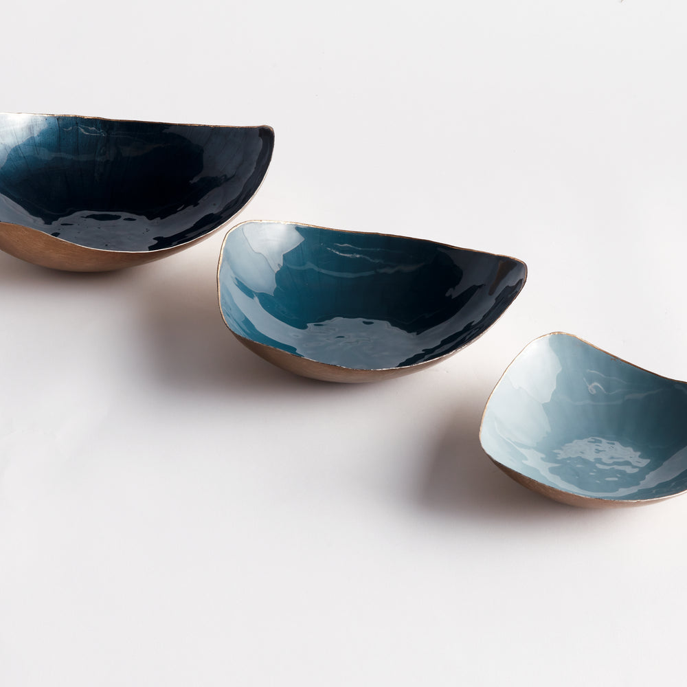 Camryn Decorative Bowls (assorted blue)