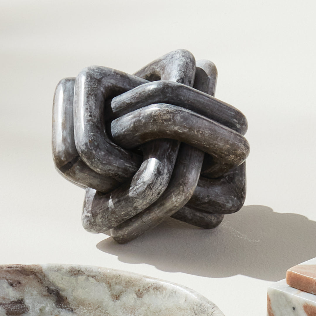 KNOT MARBLE SCULPTURE