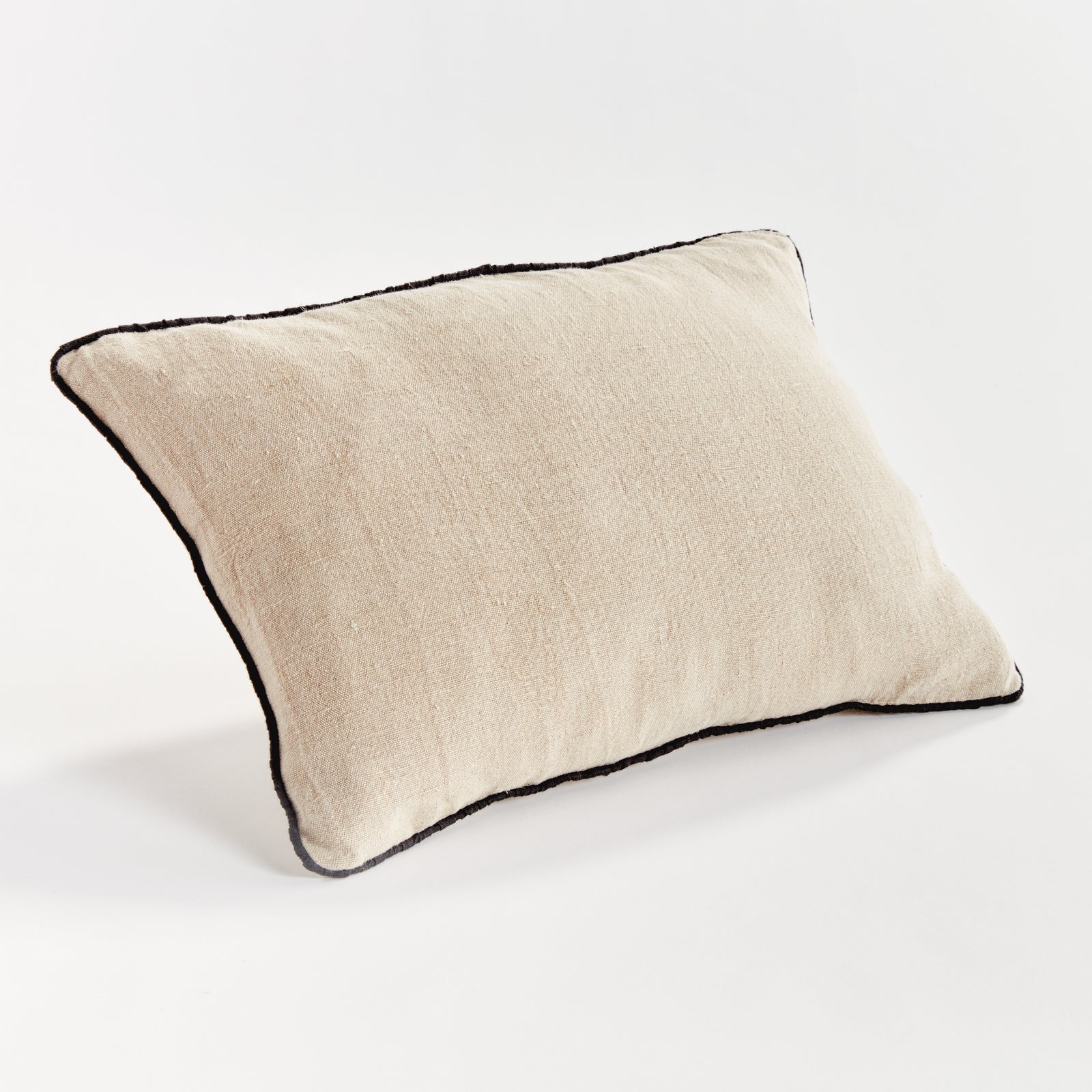 ELIAS LUMBAR PILLOW - Flax/Black