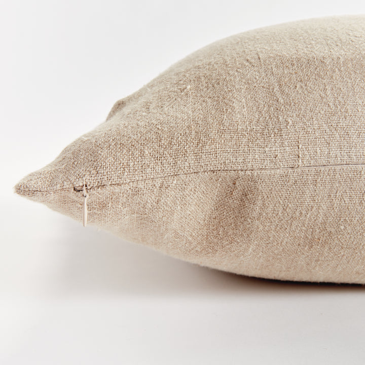 JULES PILLOW 24" - Black/Flax