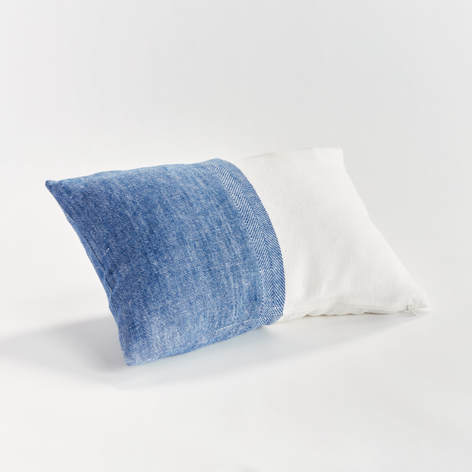 JULES LUMBAR PILLOW - Navy/Flax