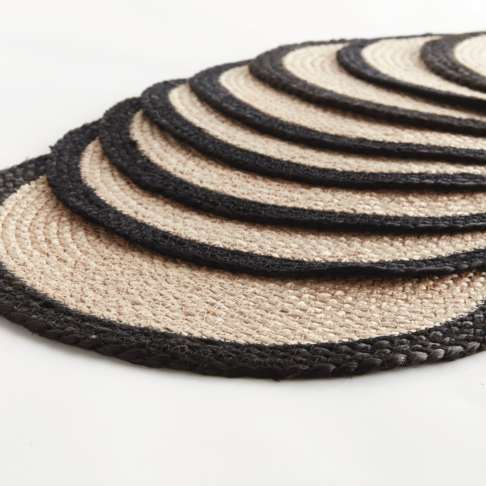 JUTE COIL ROUND PLACEMATS, SET OF 8 - Natural / Black