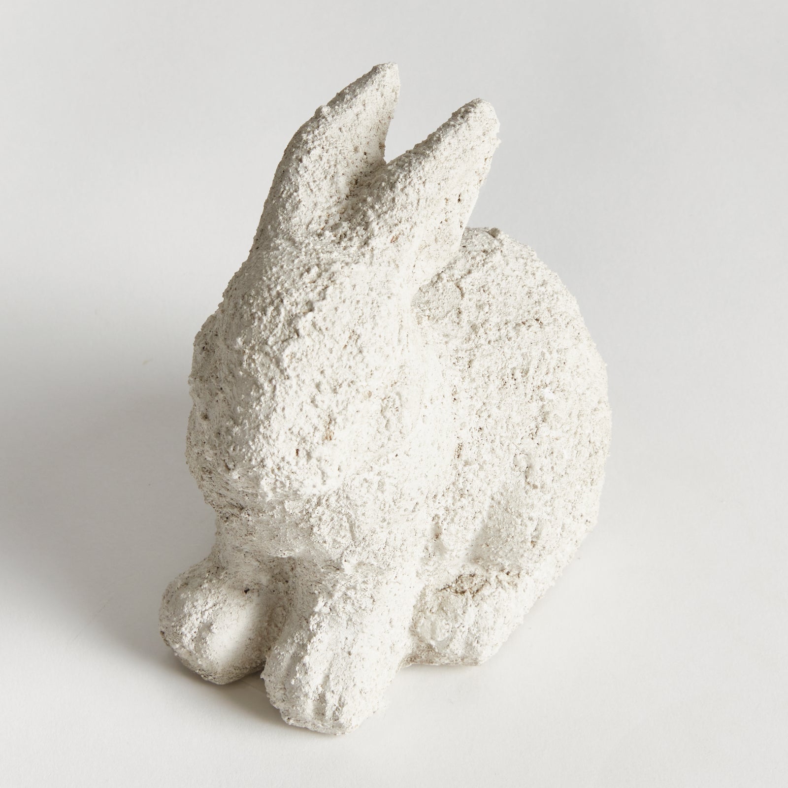 WEATHERED GARDEN RABBIT SMALL - Weathered Limestone Finish