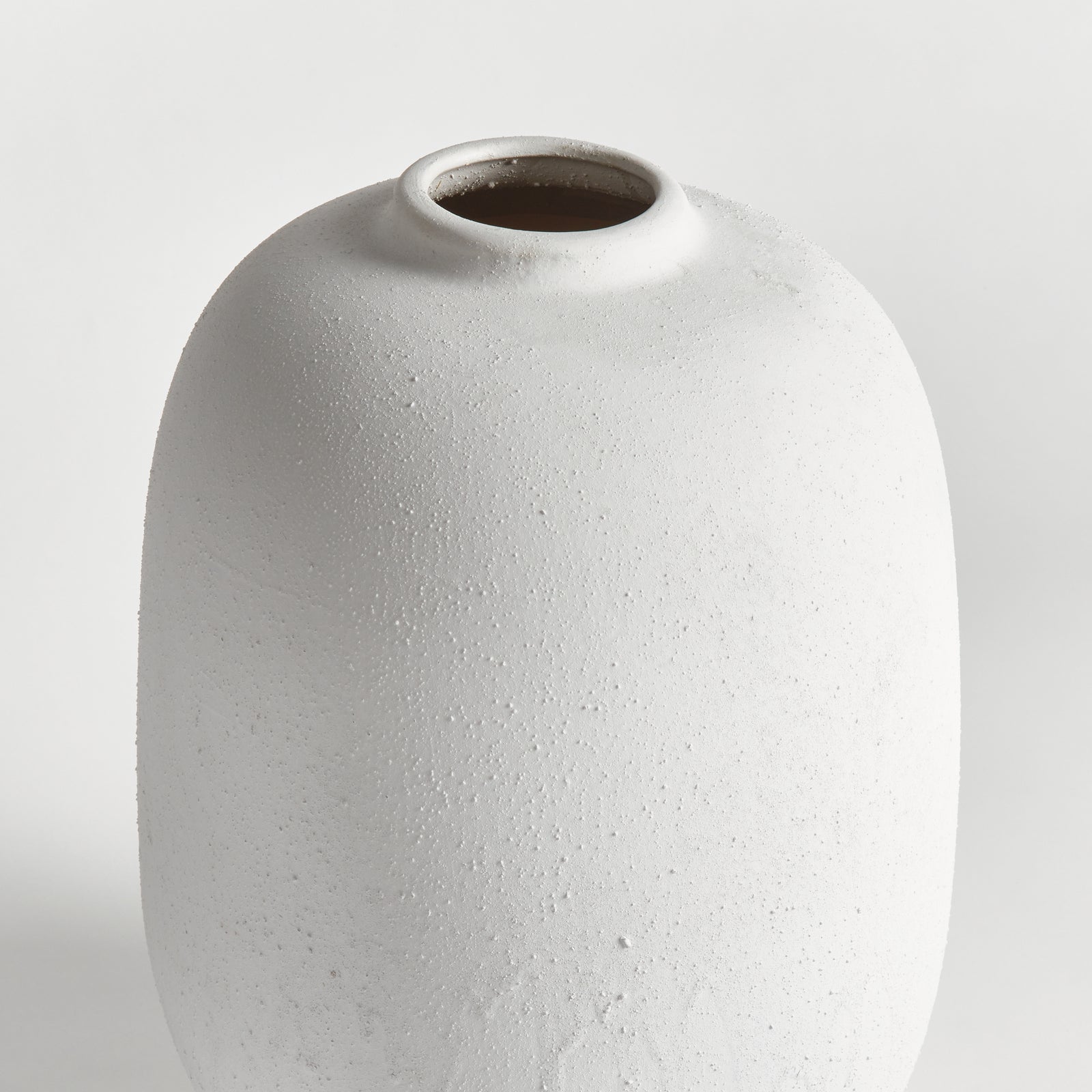 HAWTHORN GRANDE VASE LARGE