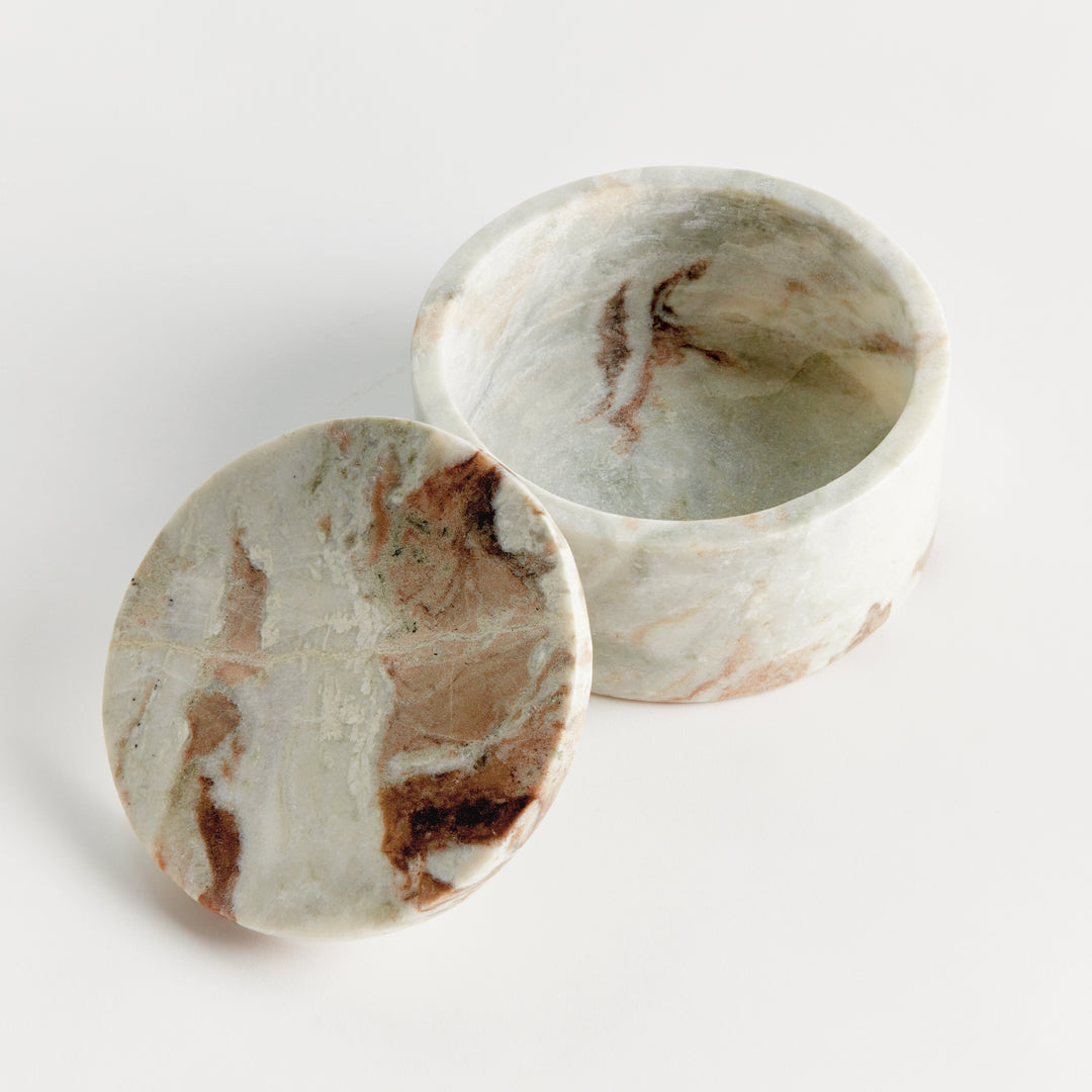 JAQUELINE ROUND LIDDED BOX WIDE