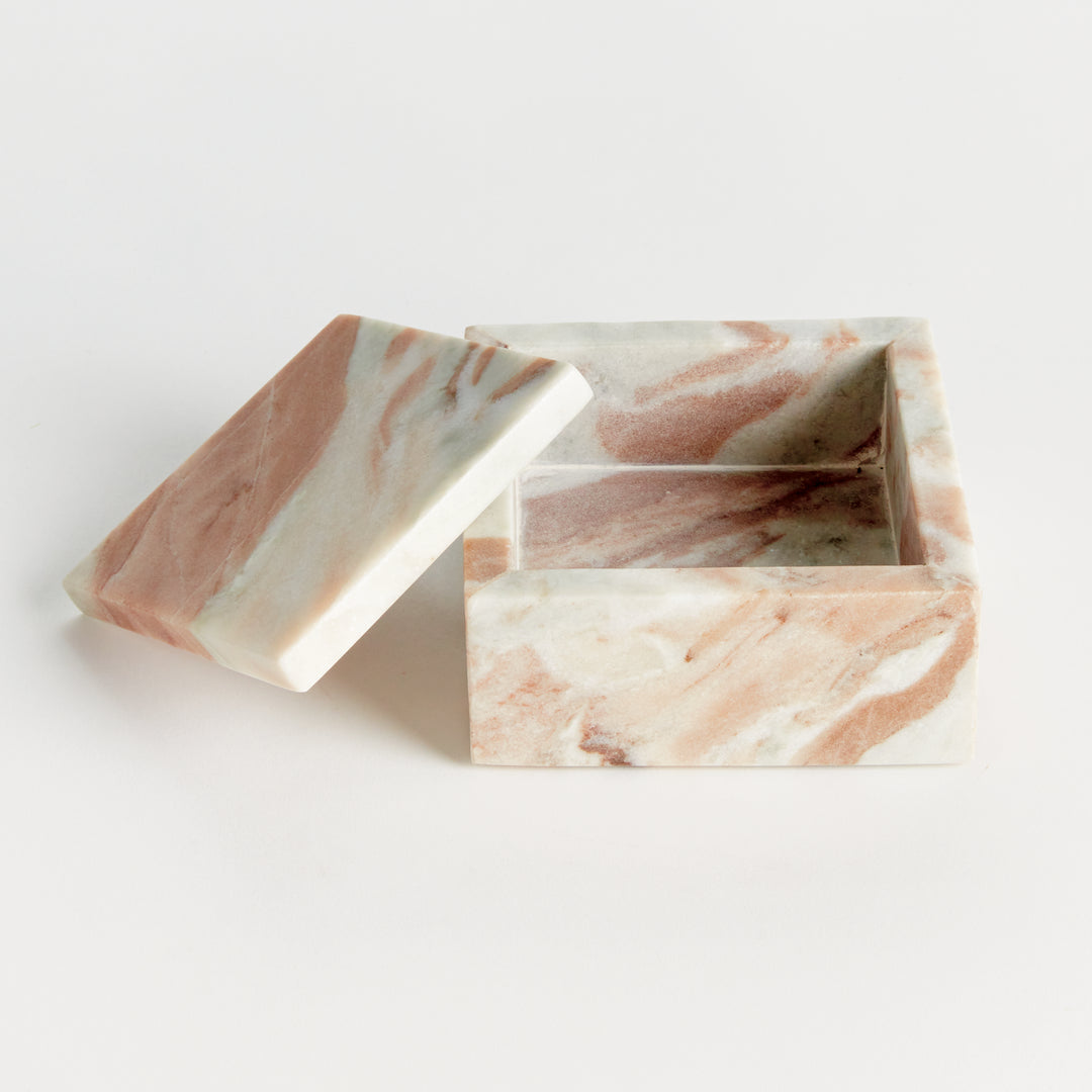 JAQUELINE SQUARE LIDDED BOX SHORT