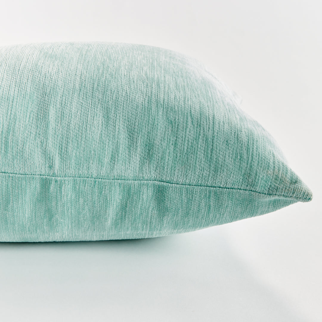 SURI SQUARE INDOOR-OUTDOOR PILLOW 20" - Seafoam/White