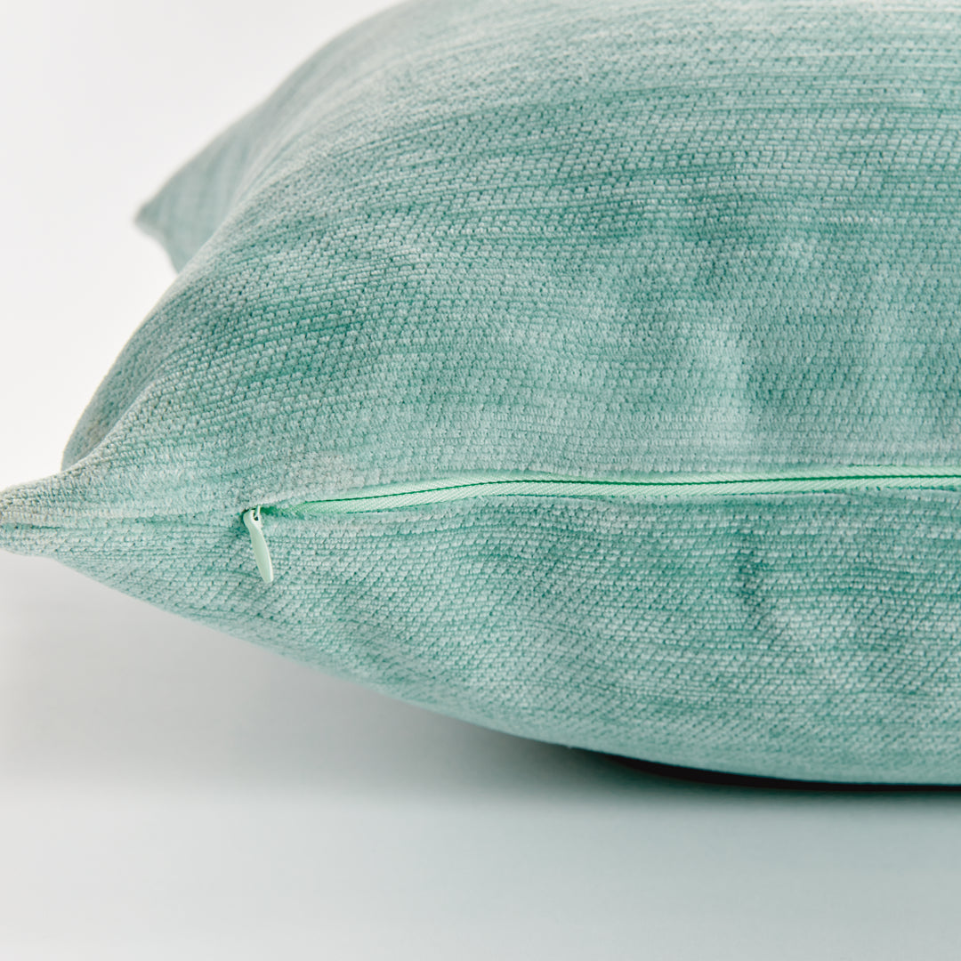 SURI SQUARE INDOOR-OUTDOOR PILLOW 20" - Seafoam/White