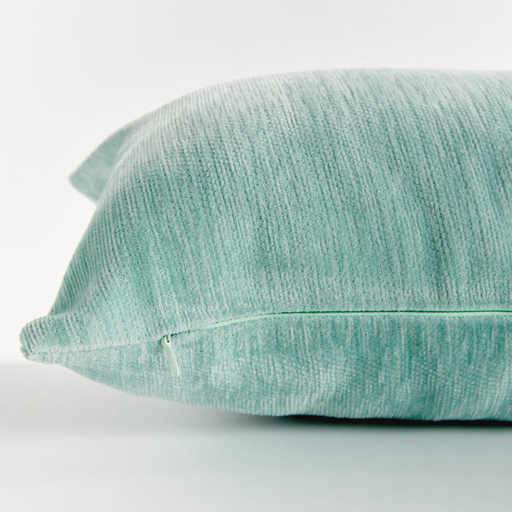 SURI LUMBAR INDOOR-OUTDOOR PILLOW - Seafoam/White