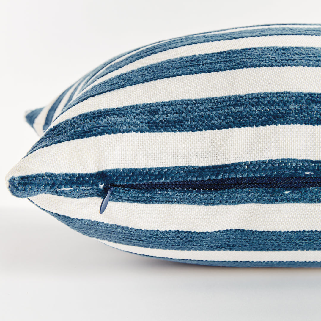 GRANT LUMBAR INDOOR-OUTDOOR PILLOW - Dark Blue