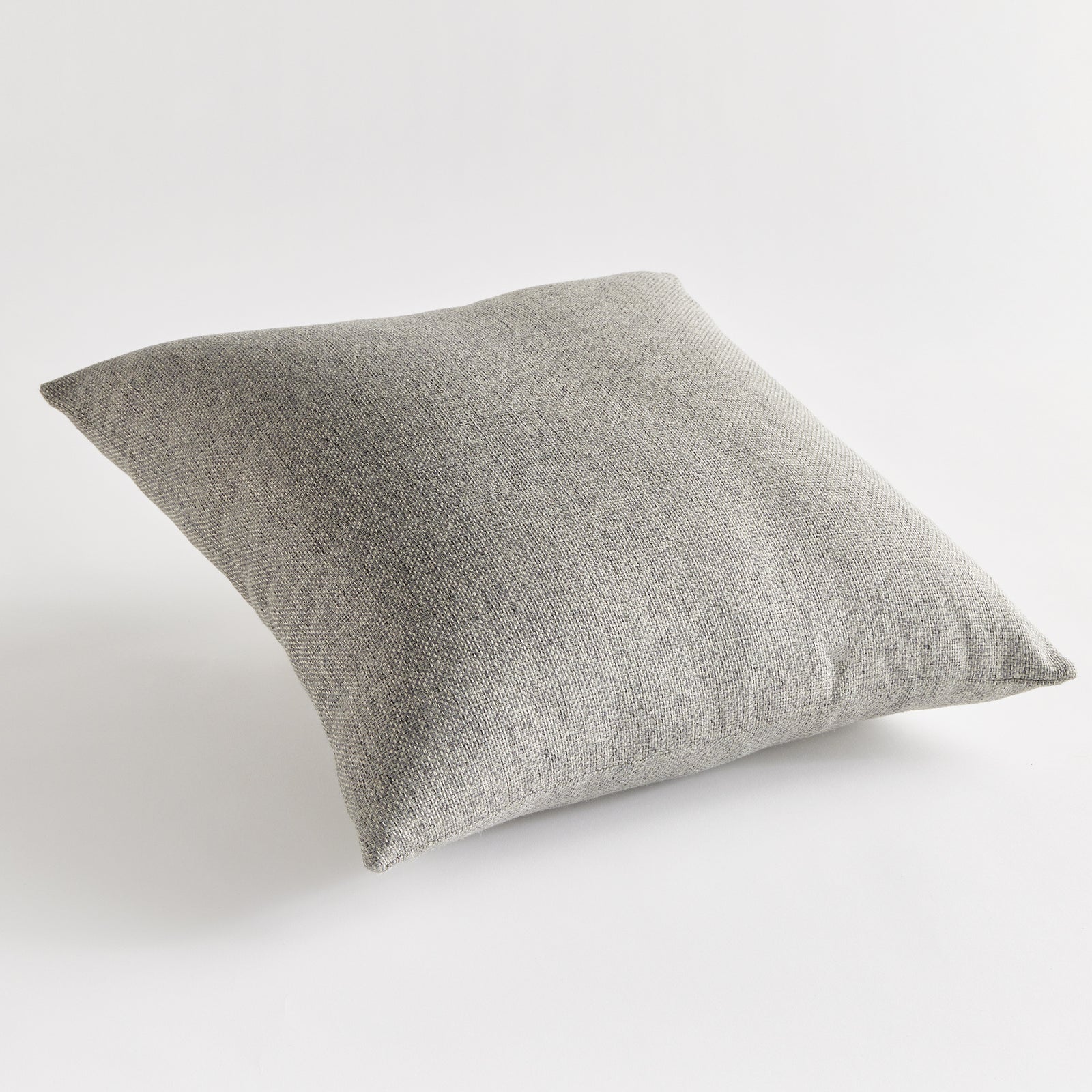 GAGE SQUARE INDOOR-OUTDOOR PILLOW 20 x 20" - Gray