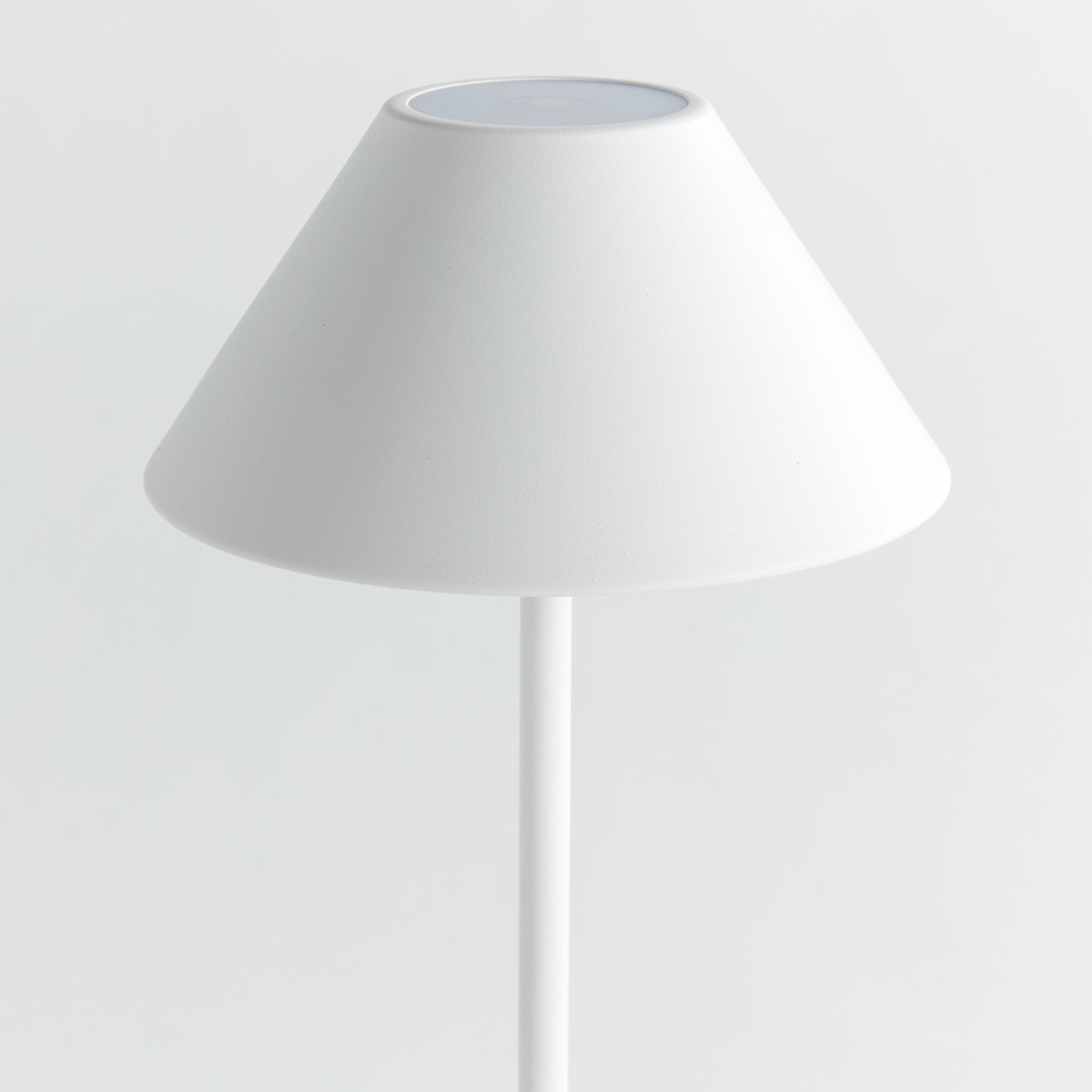 ALLUNA CORDLESS LED LAMP 14" - White