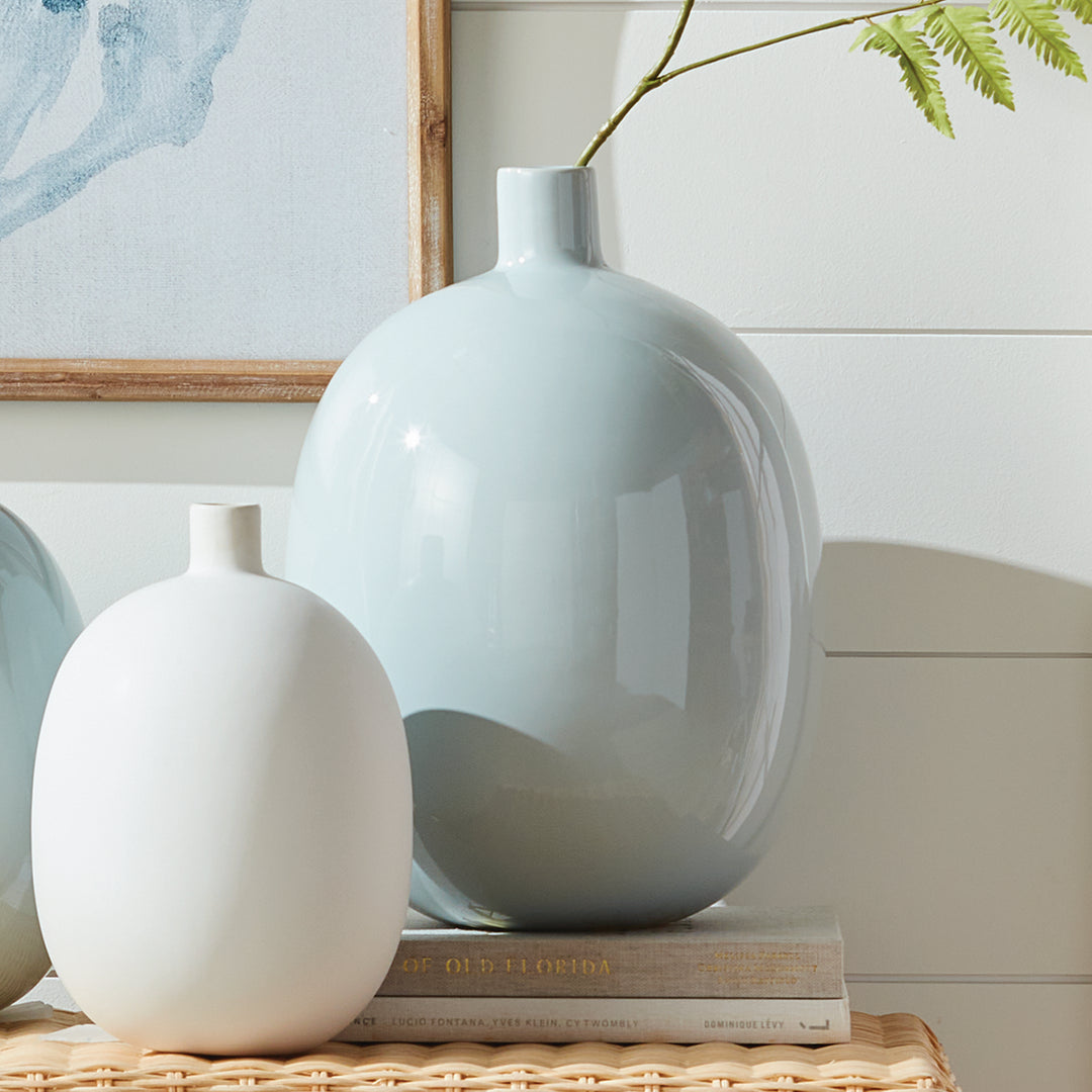BARCLAY BUTERA SANDBAR VASE LARGE - Light Blue