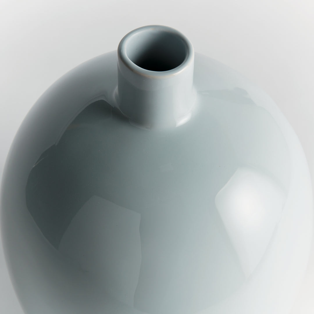 BARCLAY BUTERA SANDBAR VASE LARGE - Light Blue