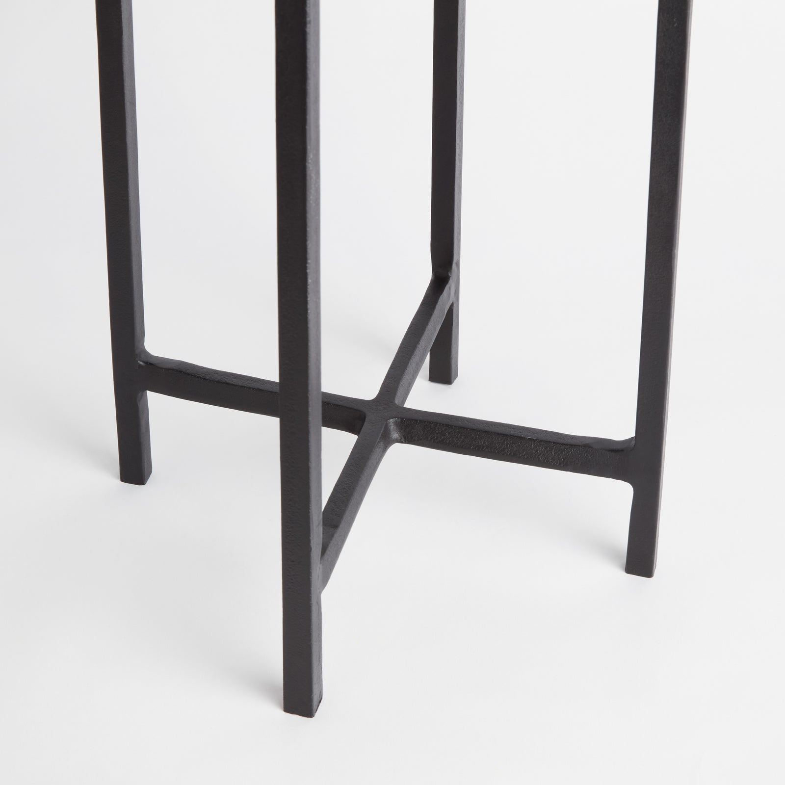 DUSTIN SIDE TABLE