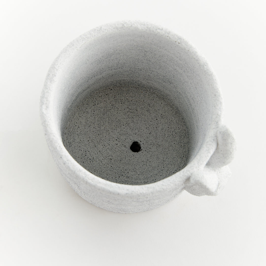 RABBIT RELIEF POT LARGE
