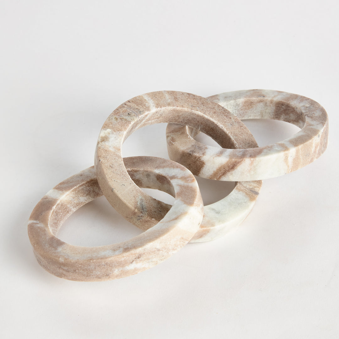 JANELLE MARBLE LINK SCULPTURE