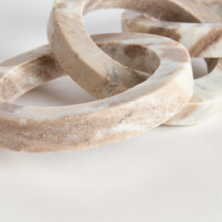 JANELLE MARBLE LINK SCULPTURE