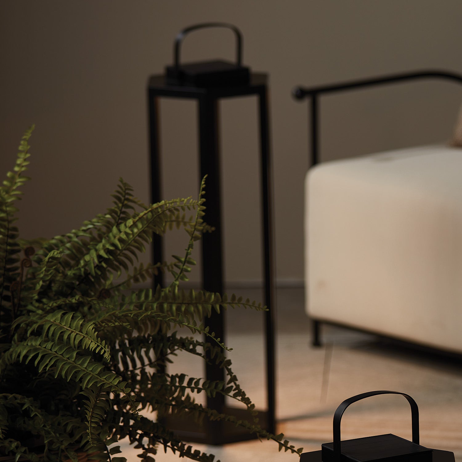 JOYCE SOLAR LANTERN 30" - Black