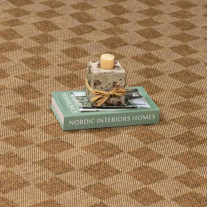 Kuval Checkered Brown Rug