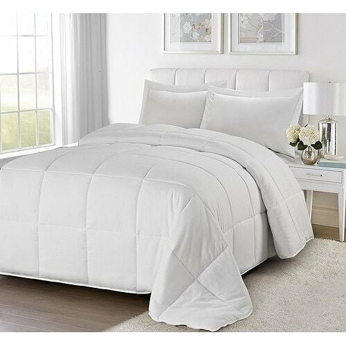 King/Cal King Traditional Microfiber Reversible 3 Piece Comforter Set