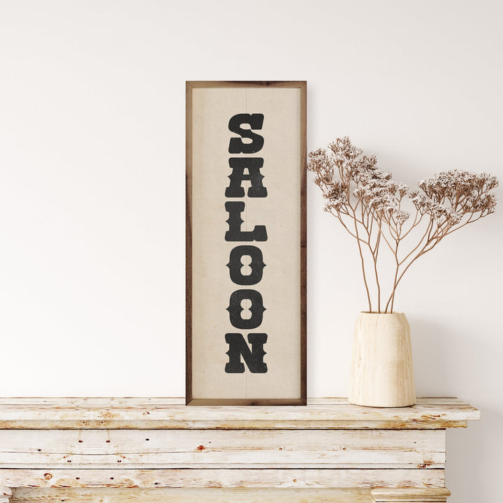 Saloon Vertical Black