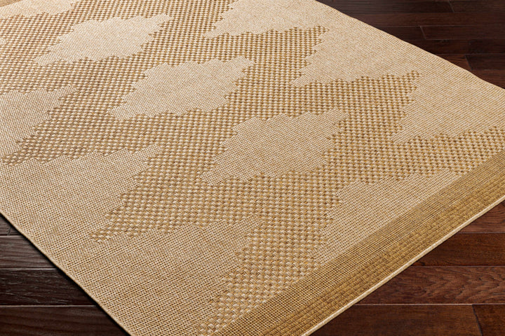 Beige woven mat on a wooden floor

Colum Flatweave Faux Jute Rug